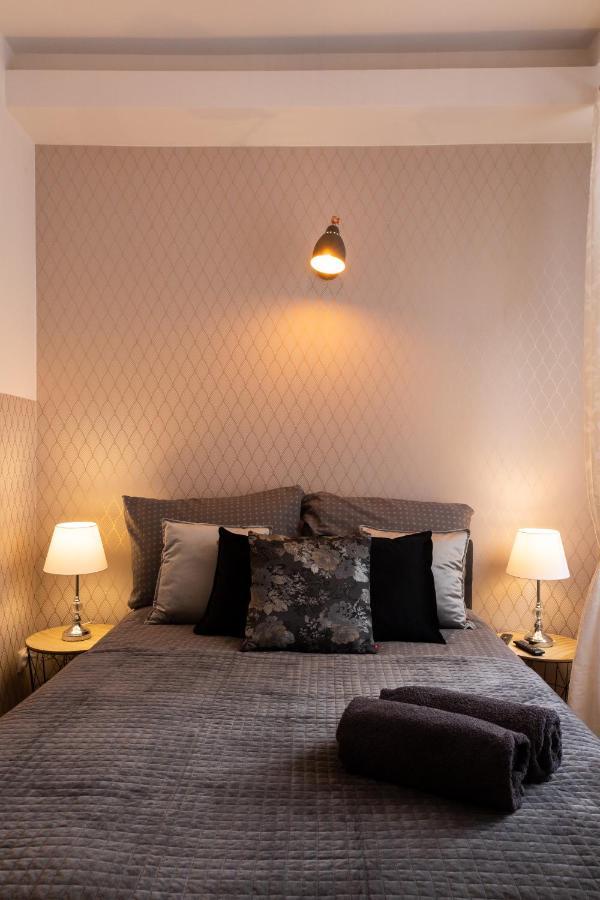 Clicktheflat Szkolna Palace Of Culture Apart Rooms Warsaw Room photo